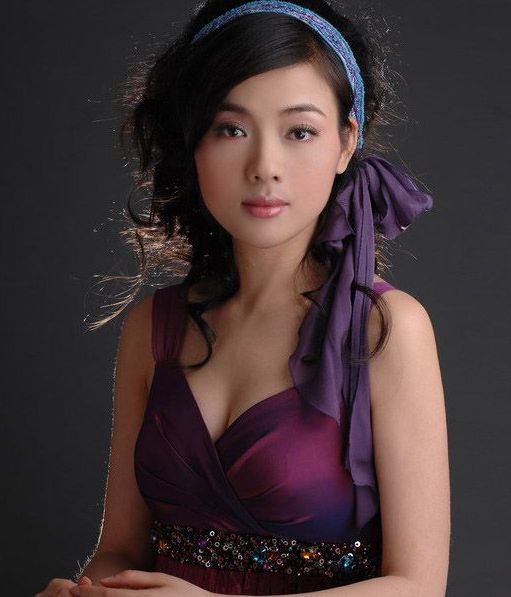 解放军美女歌手,<em>陈思思</em>写真