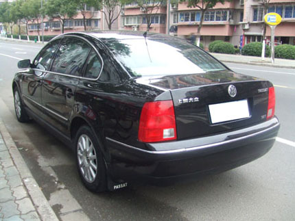 出售帕萨特领驭1.8t轿车,九成新 高清图片