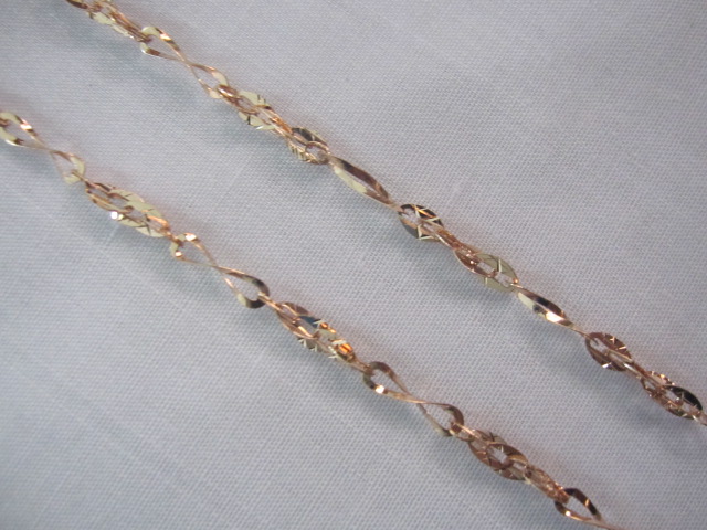 纯俄罗斯紫金585项链相关产品 项链女哪几个牌