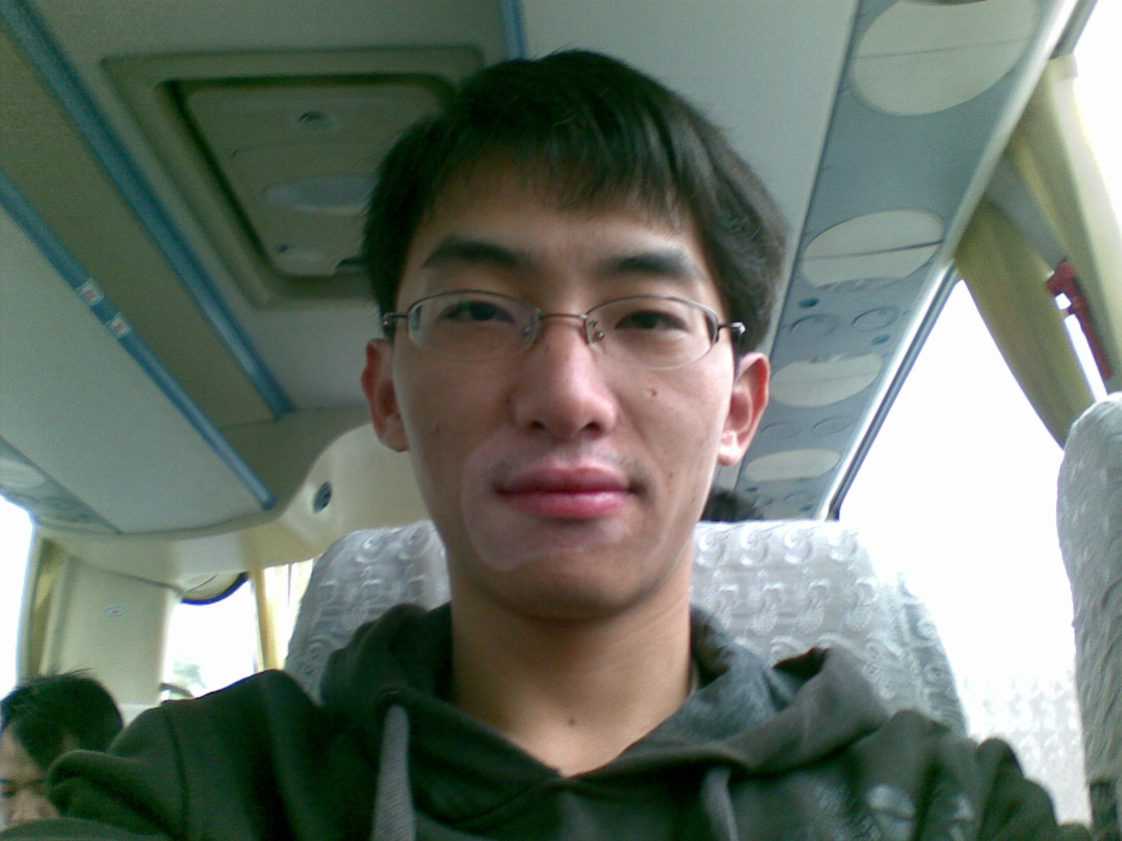 2004年毕业,有6年工作经验的大专生求职_卢镇