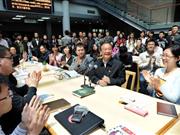 温家宝与北大学生座谈