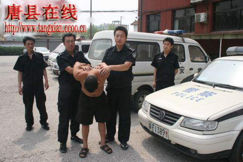 定州命案逃犯潜逃保定市区14年补胎为生(图)