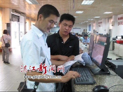 互联网自编自选机动车号牌深得新车主欢迎.高清图片