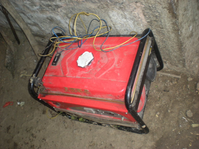 发生在镇雄塘房的惨案,4个孩子死亡为哪般?,镇