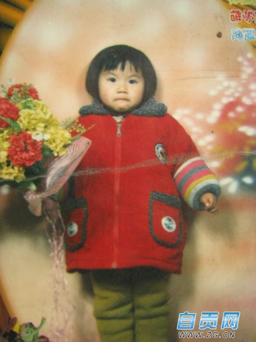 富顺互助<em>17岁少女 身高</em>不足90厘米体重33斤_