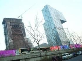 大楼外立面光影什么原理_古铜色商业大楼外立面(3)