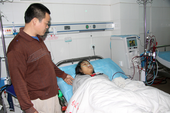 花季<em>少女</em>身患尿毒症亟待社会救助,儋州热点,儋