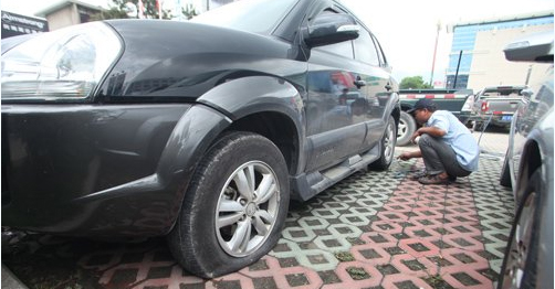  40辆车一夜被砸 .htm新消息评论 -微博生活网