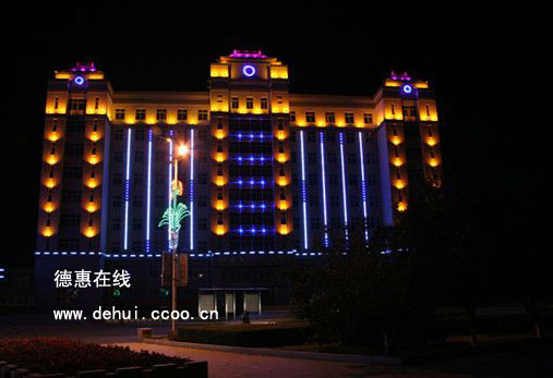 德惠市实验中学建于1982年