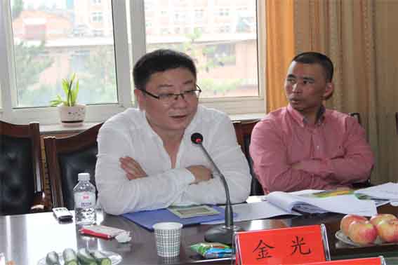 甘肃温商控股集团董事长金光带领考察团一行1