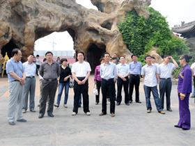 借鉴先进经验 提速环境建设