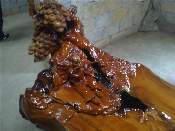 本人有几个红榔木的茶几现要出售