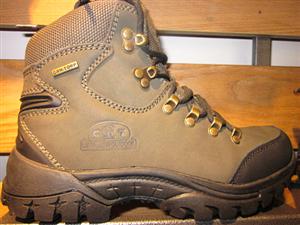 女士高档防水登山鞋2