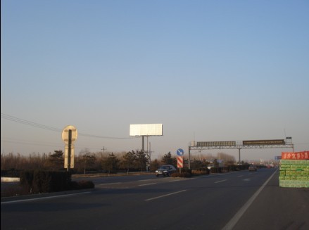 廊坊市银河北路,采廊路(104国道)单立柱广告牌