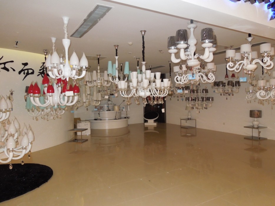 灯具展示_灯具展示橱窗_灯具展示空间设计案