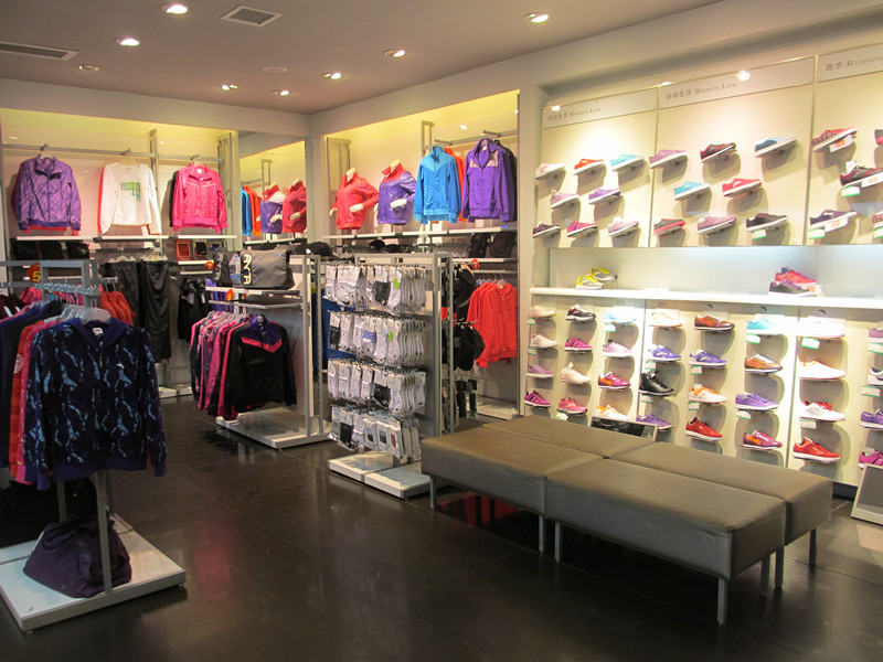 万载安踏体育用品专卖店黄页画册